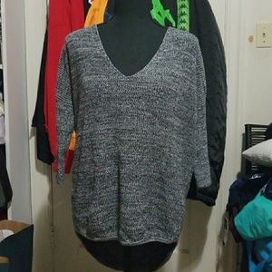 3/4 sleeve knit sweater.
